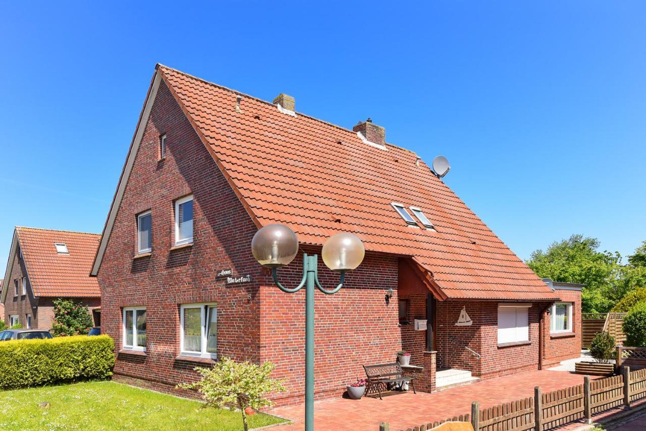 Ferienwohnungen Im Haus Waterkant Neuharlingersiel Bagian luar foto