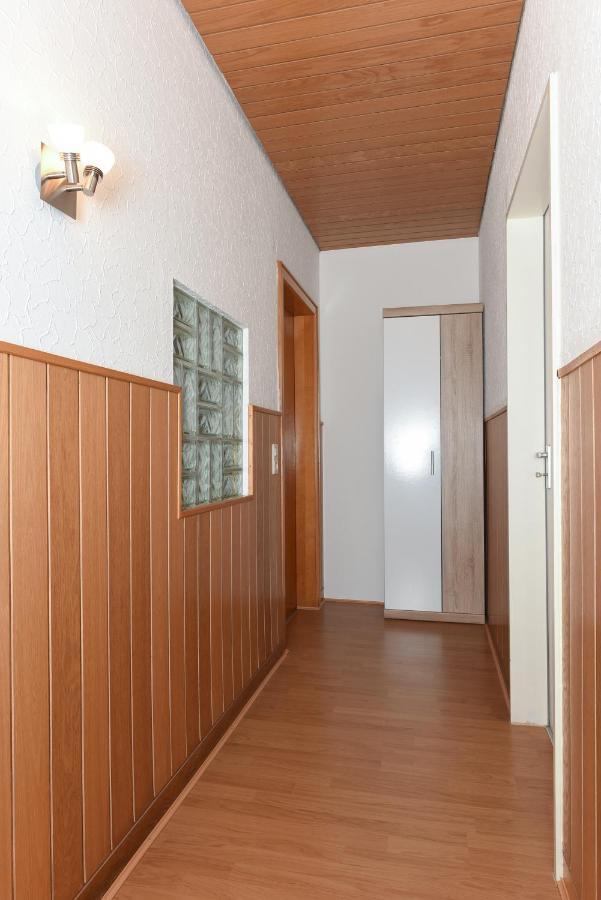 Ferienwohnungen Im Haus Waterkant Neuharlingersiel Bagian luar foto